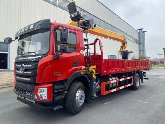 Customize Your Dongfeng Single-Row Truck-Mounted Crane Container Size