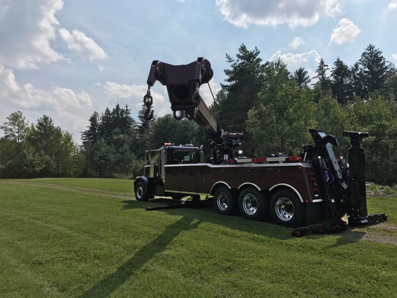 Rotator tow truck (3)