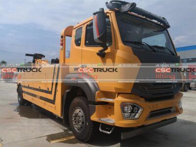 HOWO Heavy Duty Road Rescue Tow Truck Head Right