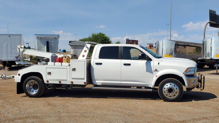 repo tow truck