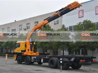 DONGFENG 16 Ton Knuckle Boom Truck Mounted Crane Working Left