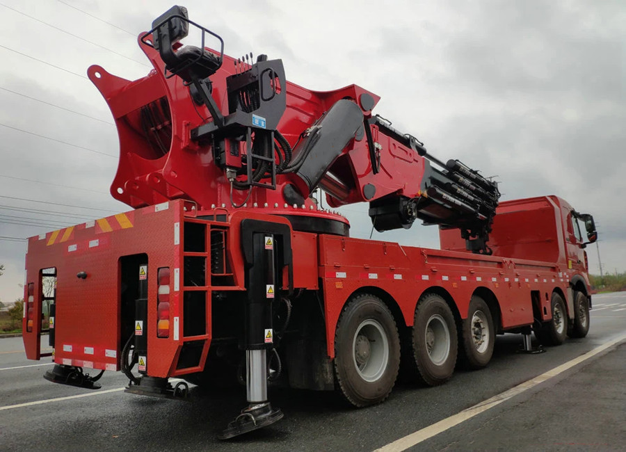 HOWO 130 Ton Knuckle Boom Folding Crane Truck Back HOWO 130 Ton Knuckle Boom Folding Crane Truck Back