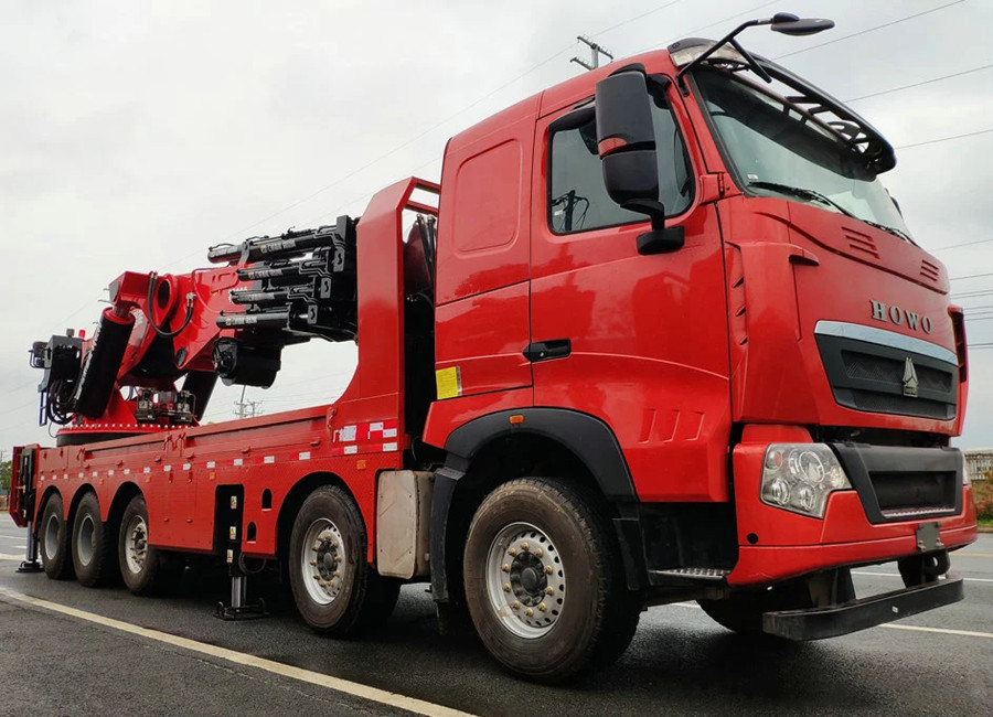 HOWO 130 Ton Knuckle Boom Folding Crane Truck Tractor HOWO 130 Ton Knuckle Boom Folding Crane Truck Tractor