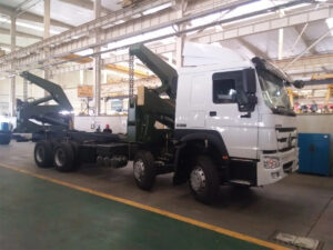 HOWO Side Lifter Crane Truck for 20FT Container Side Body