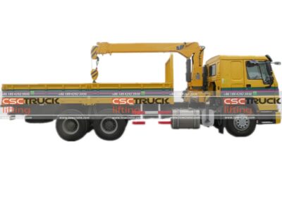 Sinotruck HOWO 12 Ton Hydraulic Telescopic Boom Crane Truck Working