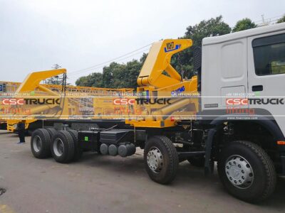 Sinotruk 16 Ton Side Crane Lifter Crane Truck Details