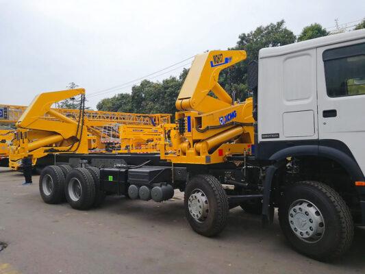 Sinotruk 16 Ton Side Crane Lifter Crane Truck Details