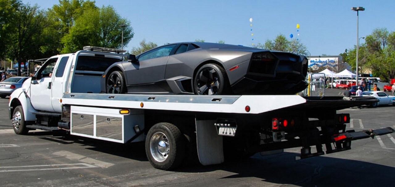 drop deck tow truck