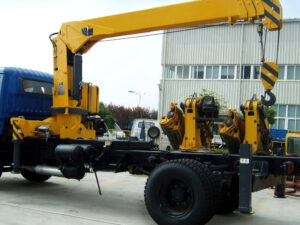 14 Ton Boom Length Stiff Boom Truck Loader Crane Working Blue