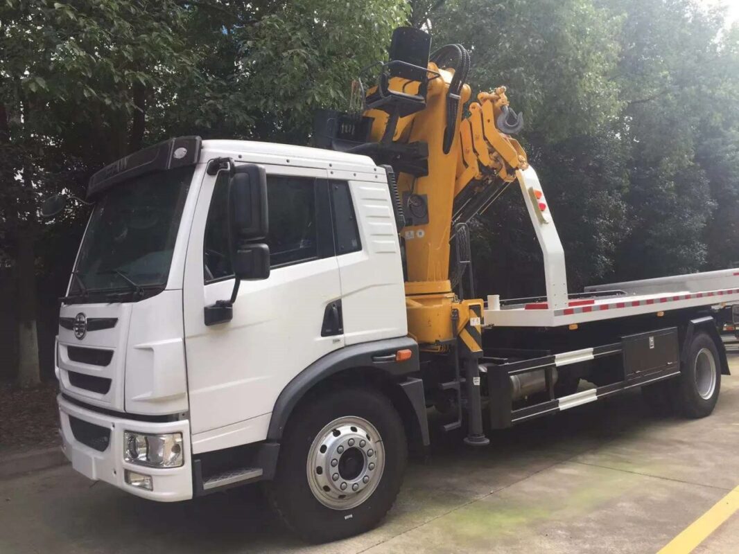 Tow Truck Mounted Crane
