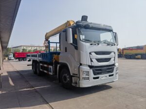 ISUZU 12 Ton Truck Telescopic Crane (11)