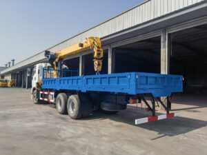 Ісузу 12 Телескопічний кран-вантажівка Ton (8)