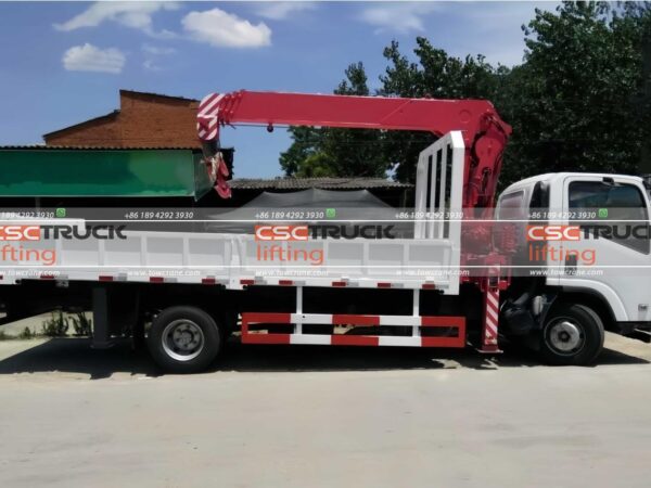 ISUZU 5 Ton Truck Telescopic Crane (2)