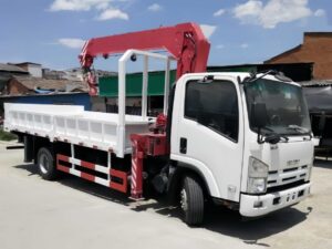 ISUZU 5 တန်ထရပ် Telescopic Crane
