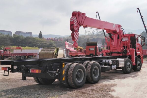 SHACMAN M3000 14 מנוף טלסקופי טון משאית (5)