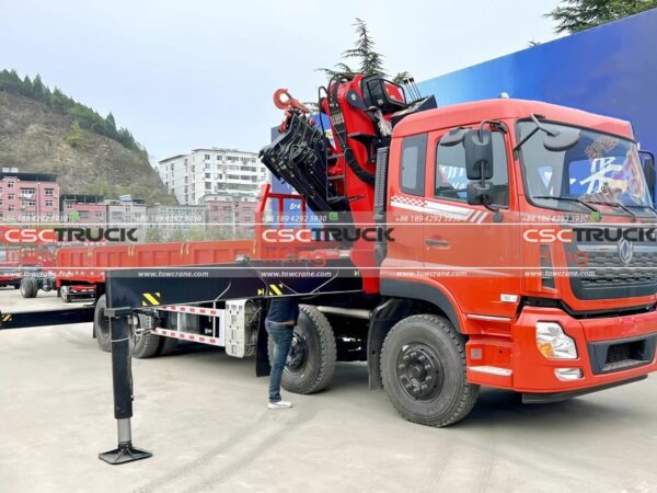 12 Roulants 20 Grue à flèche articulée d'une tonne (5)