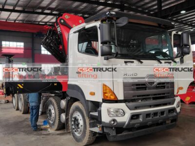 HINO 20 Ton Knuckle Boom Crane (2)