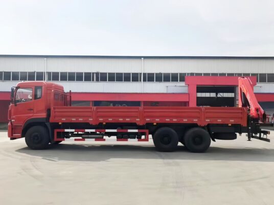 7 Tonnellata 10 Wheelers Knuckle Boom Crane (3)