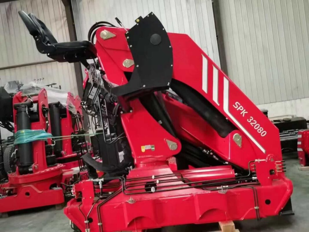 9 Ton 12 Wheelers Kedet Boom Crane (6)
