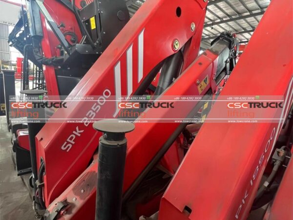 ISUZU GIGA 6 Ton Knuckle Boom Crane (5)