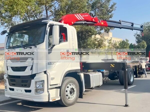 ISUZU GIGA 6 Ton Knuckle Boom Crane
