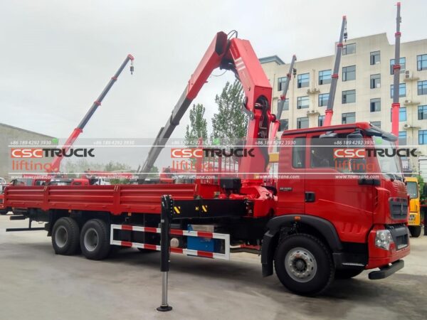 SHACMAN M3000 15 Ton Knuckle Boom Crane (2)