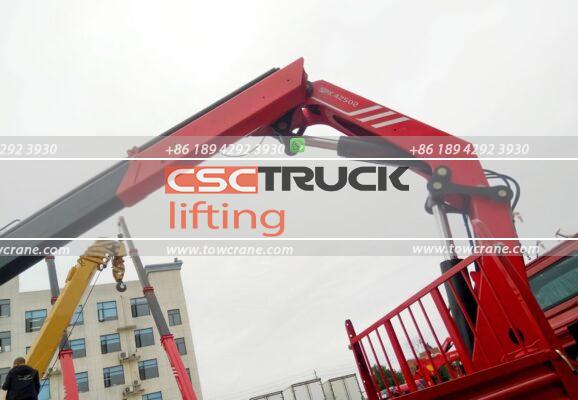 SHACMAN M3000 15 Ton Knuckle Boom Crane (4)