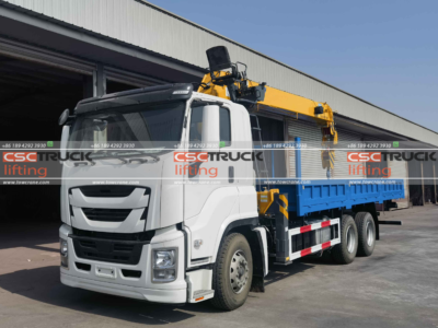 ISUZU GIGA Truck with 10T XCMG Crane