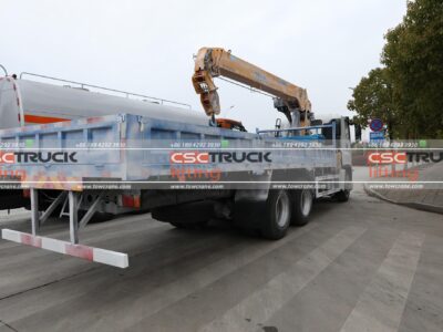 ISUZU GIGA Truck with 10T XCMG Crane