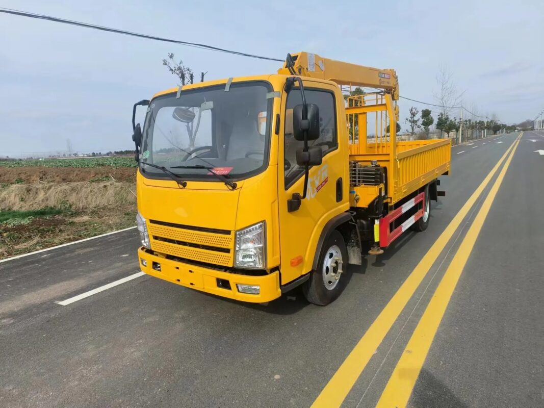 How to choose the cargo box of a truckmounted crane? Tow Crane