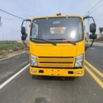 Nákladní auto FAW s 3,2T XCMG jeřábemial handling device FAW Truck With 3.2T XCMG Crane