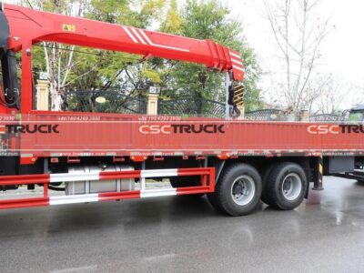 Chenglong H5 270Horsepower 6X2 25Ton Truck Mounted Crane Vehicle