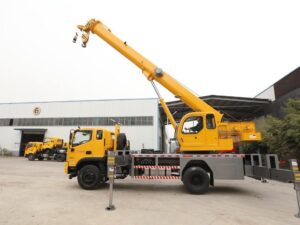 ዳጂንጋንግ ES5 190 የፈረስ ጉልበት 4X2 24 ቶን 10 ሜትር የጭነት መኪና ክሬን