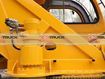 Dajingang ES5 190 horsepower 4X2 24 tons 10-meter truck crane