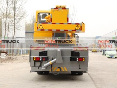 Dajingang Es5 190Horsepower 4X2 24Ton Truck Crane