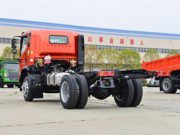 Dayun G6 180Horsepower 4X2 14Ton Truck-Mounted Crane