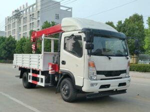 Fengchi 4X2 120-Horsepower 4.5Ton Truck Mounted Crane