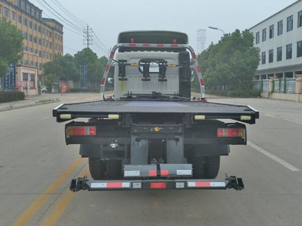 Fengchi 4X2 87Horsepower Wrecker