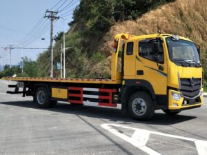 Foton Aumark R Series 168 Horsepower 4X2 12Ton Wrecker