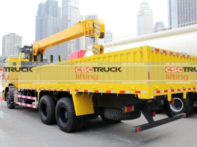 Genlyon C500 450Horsepower 8X4 31Ton Truck Mounted Crane Vehicle