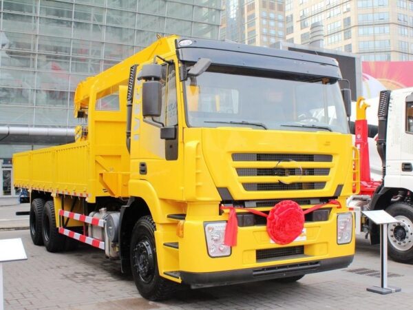 Genlyon C500 450Horsepower 8X4 31Ton Truck Mounted Crane Vehicle