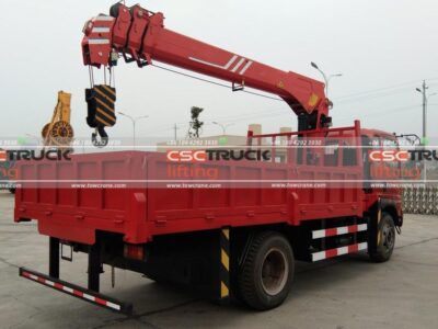 Haoman H3 129Horsepower 4X2 4.5Ton Truck Mounted Crane