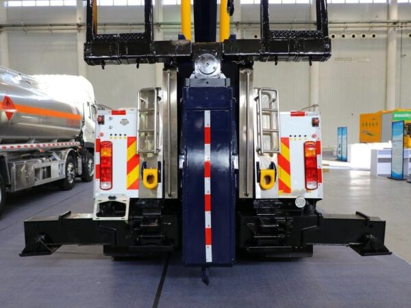 Howo-7 380Horsepower 8X4 Wrecker