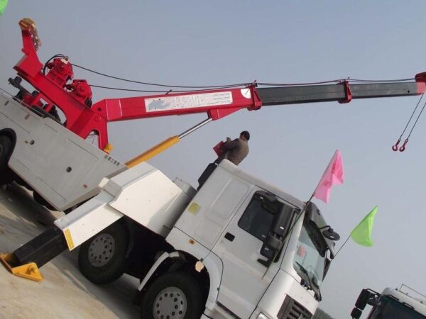 Howo T5G 375Horsepower 8X4 Wrecker