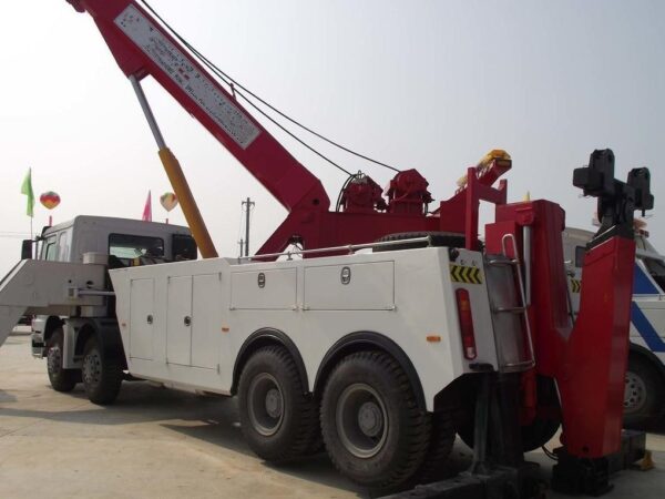 Howo T5G 375Horsepower 8X4 Wrecker
