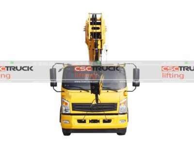 Huashen T5 140Horsepower 4X2 8Ton Four Section Boom Crane