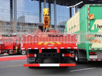 J6L 220Horsepower 4X2 18Ton Truck Mounted Crane