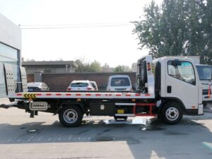 Kaicene 95 Horsepower 4X2 4-Ton Wrecker