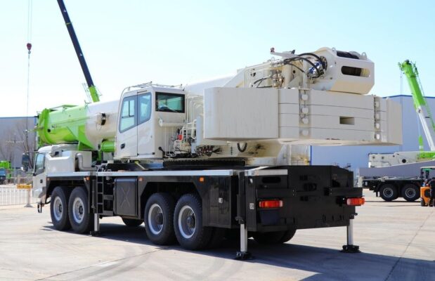 Loxa 90-ton 15-meter truck crane