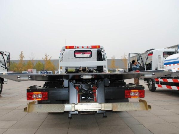Oumake 3 Series 154Horsepower 4X2 8Ton Tow Truck